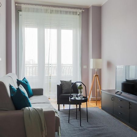 The Best Rent - Spacious One-Bedroom Apartment In Moscova District มิลาน ภายนอก รูปภาพ
