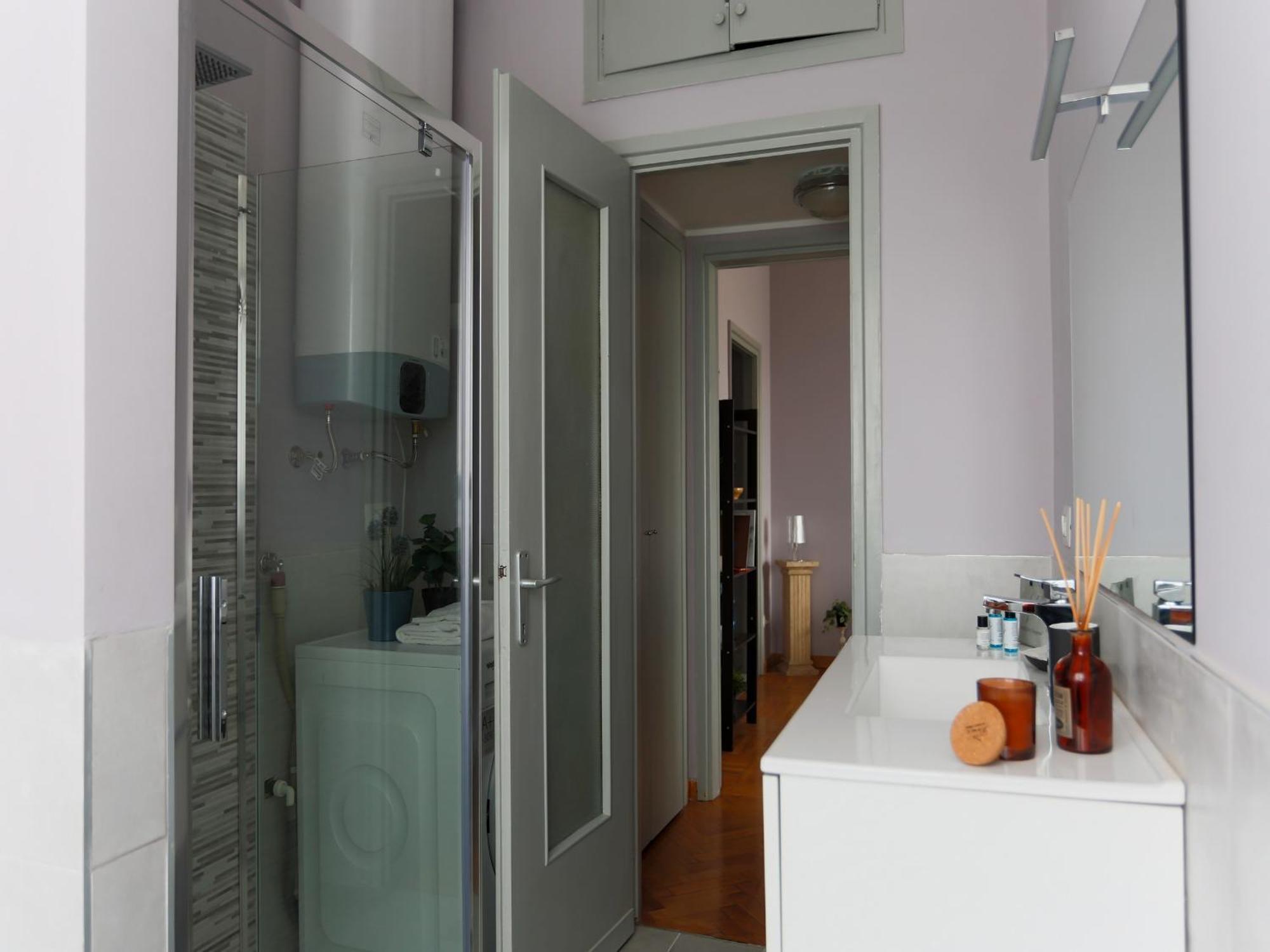 The Best Rent - Spacious One-Bedroom Apartment In Moscova District มิลาน ภายนอก รูปภาพ