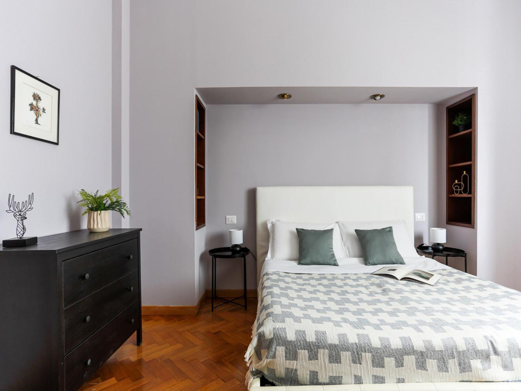 The Best Rent - Spacious One-Bedroom Apartment In Moscova District มิลาน ภายนอก รูปภาพ