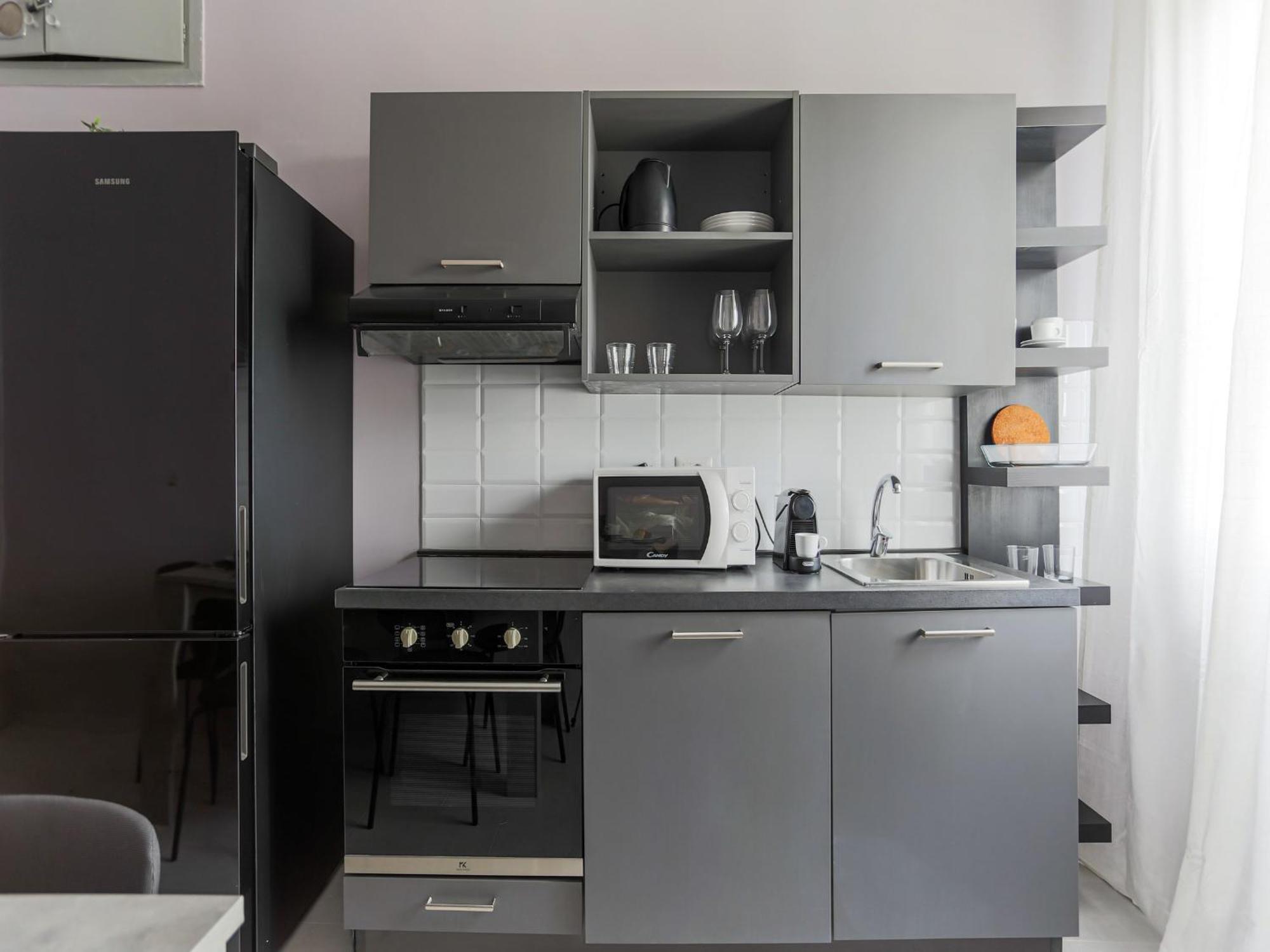 The Best Rent - Spacious One-Bedroom Apartment In Moscova District มิลาน ภายนอก รูปภาพ