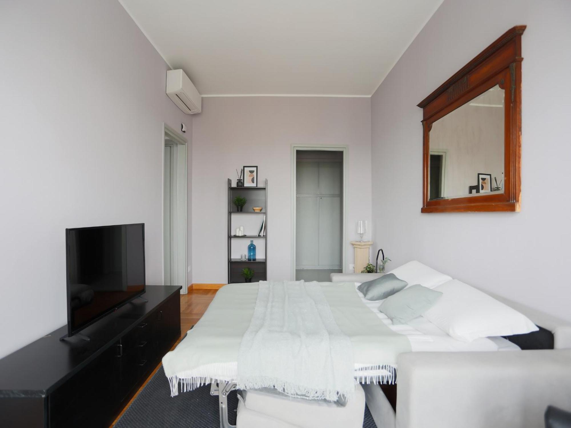 The Best Rent - Spacious One-Bedroom Apartment In Moscova District มิลาน ภายนอก รูปภาพ